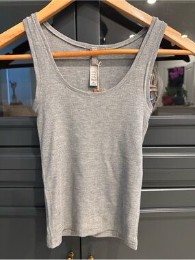 SKIMS Women's Gray Ribbed Tank Top - Lightweight Everyday Staple